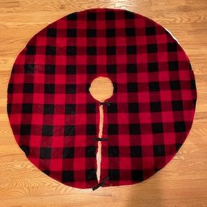 Berkshire Plaid Christmas Tree Skirt - 55" Diameter